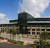 Hilton Anaheim (Anaheim, CA) http://www1.hilton.com/ (en anglais)