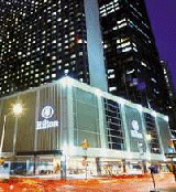 Hilton New York Hotel (New York, NY) http://www1.hilton.com (en anglais)